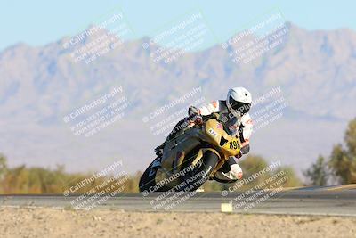 media/Jan-12-2025-CVMA (Sun) [[be1d2b16e3]]/Race 3-Amateur Supersport Middleweight/